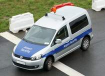 Airport-Security  201434 , EDDL-DUS, Dsseldorf, 20.06.2011, Germany 

