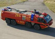 Feuerwehrfahrzeug (Rosenbauer)  29/4  (D-RD 107), EDDL-DUS, Dsseldorf, 20.03.2011, Germany 

