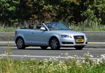 Audi A3 Cabrio auf der A61 bei Miel - 28.06.2011