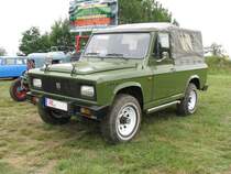 Gelndewagen aro 240 D aus dem Landkreis Prignitz beim 13. Perleberger Oldtimer- und Militrfahrzeugtreffen, Flugplatz Perleberg 10.07.2011
