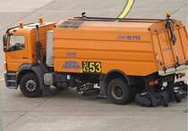 Sonderfahrzeug  3/43-53  ~ Kehrmaschine, EDDL-DUS, Dsseldorf, 22.05.2008, Germany 

