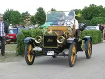 Cabrio Ford A aus dem Landkreis Dessau-Ro�lau bei der Oldtimer-Show in Paaren/Glien am 12.06.2011
