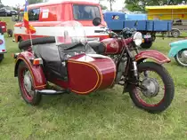 Motorrad  Dnepr  MT 10, Baujahr 1976 mit Beiwagen aus dem Landkreis Bad Doberan beim Oldtimer-Treffen, anl��lich des M�hlenfestes in Gnoien am 25.06.2011
