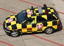 Vorfeldaufsicht  13 , EDDL-DUS, Dsseldorf, 15.07.2008, Germany 

