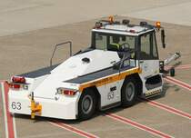 Flugzeugschlepper  63  = Kalmar FB-250, Lufthansa-LEOS, EDDL-DUS, Dsseldorf, 29.04.2011, Germany 

