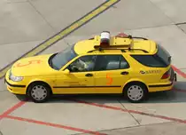 Sonderfahrzeug  5  ~ Sarys Friction Tester, EDDL-DUS, D�sseldorf, 29.04.2011, Germany 

