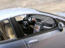 Fiat Linea -Interieuraufnahme. Hersteller: Norev, Masstab: 1/43.
Foto: 04.05.2011