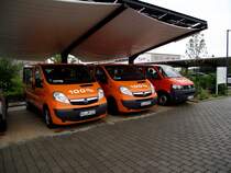 Zwei Opel Vivaro und VW T5 von Juwi am 19.07.11