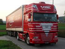 DAF XF 105.460 der Spedition Vgel aus sterreich am Morgen des 24.04.2011 in Westhausen