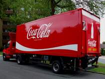 Coca Cola GmbH IVECO 65C17 Sattelzug 1 achs Sattelauflieger mit Ladelift Hebebhne
Heckansicht Herten den 22/07/2011