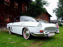 RENAULT Floride; 850ccm; 34PS; Baujahr1961 vor der Kulisse des Stehrerhofes;110703