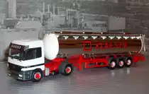 Mercedes Benz Actros L 1848 Chromgl�nzender Gofa Chemietank Spedition und Fahrzeugbau KLAESER Herten ein Herpa Exclusive Serie Sondermodell