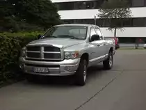 Ein Dodge RAM 1500 der DR-Baureihe mit 5,7l-V8 und 349 PS steht am 04.08.2011 in Chemnitz-Yorckgebiet