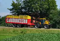 Fasttrack 3220 mit Doppelachsh�nger bei Isny/Allg�u - 16.07.2011