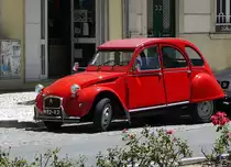 Citroen 2CV in Bestform. Olhao/Algarve, Portugal. Mai 2011.