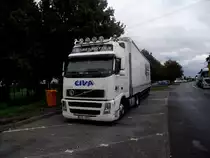 Ein Volvo Sattelzug auf einen Autobahn Parkplatz der A3 am 07.08.11
