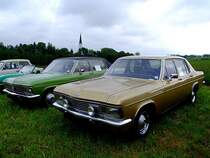 OPEL Admiral im Doppelpack; vorne: B2-8H, 2784ccm, 185km/h, 145PS, Baujahr 1970; hinten: B2-8S, 2784ccm, 175kmh, 132PS; Baujahr 1974; anlsslich einer Oldtimerparade in St.Marienkirchen/Hausruck