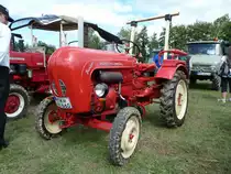 Porsche Junior pr�sentiert bei der Oldtimerausstellung in Hofheim-Diedenbergen, August 2011 