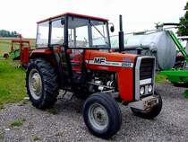 MF-260 wartet bei einem Landmaschinenhndler auf einen neuen Besitzer;110731