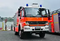 Mercedes TLF  Florian Bonn 02/24.1  am Rhein in Bonn - 26.07.2011