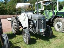 Ferguson mit Verdeck war Gast bei der Oldtimerausstellung in Diedenbergen, August 2011


