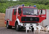 Mercedes-Benz leistet Dienst auf dem Hungaroring am 05.06.2011, whrend des WTCC Rennens.