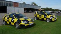 audi A3 und Mercedes A-Klasse als Follow-Me-Fahrzeug auf dem Flugplatz Niershorst (Grefrath, 11.9.2010)