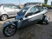 Ein Carver One der Carver Europe B.V. vor dem Flugplatz Niershorst (Grefrath, 11.9.2010)