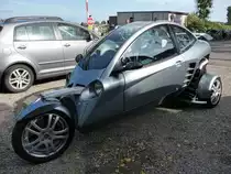 Ein Carver One der Carver Europe B.V. vor dem Flugplatz Niershorst (Grefrath, 11.9.2010)