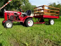 WHEEL-HORSE,Model71-12K; mit dazu passendem H�nger;110814