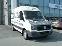 VW Crafter steht bei einem Autohndler in Larvik/Norwegen, Juli 2011
