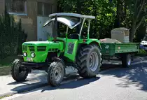 Deutz  Weinbauerntraktor  im Weinort Dernau im Ahrtal - 02.08.2011