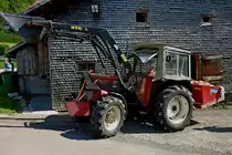 Fiat 500DT spezial, Allradschlepper mit 3-Zyl.Diesel, 2592ccm und 50PS, wurde bis 1980 gebaut, Aug.2011