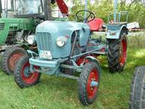 Eicher Leopard steht anl. der Oldtimeraustellung des Deutz-Club Allmus auf dem Ausstellungsgelnde, August 2011