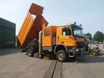 Startreinigungsfahrzeug am 03.09.2011 in Jever