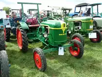 Deutz steht anl. der Oldtimeraustellung des Deutz-Club Allmus auf dem Ausstellungsgel�nde, August 2011

