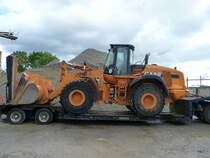 Radlader Typ CASE 921 in der Kiesgrube in Sutz am 27.08.2011