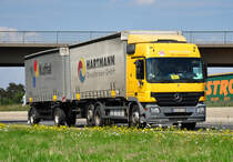 MB Actros Hngerzug  Hartmann  auf der A61 bei Miel - 17.08.2011