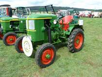 Deutz steht anl. der Oldtimeraustellung des Deutz-Club Allmus auf dem Ausstellungsgelnde, August 2011 

