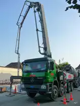 Mercedes Actros 3241 in T�uffelen am 24.08.2011