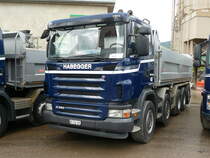 Scania G 480 Kipper in der Kiesgrube in Sutz am 27.08.2011