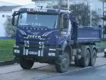 IVECO-Kipper,am 22.September 2011,am Stra�enrand in Bergen/R�gen.