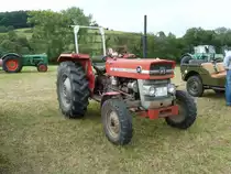 MF 135 ist Gast beim Oldtimertreffen der Traktorenfreunde Mackenzell, September 2011