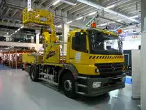 Mercede Axor 1829  Schiene + Strasse ausgestellt an der Swisstrafic in Bern am 09.09.2011