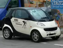 Smart mit Werbung in Kerzers am 29.08.2011