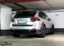 Mansory Porsche Cayenne in einer Tiefgarage in Frankfurt am Main (24.9.2011)
