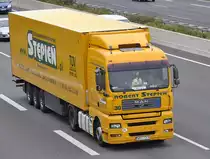 MAN Sattelzug bei Lehrte auf der A2, am 22.08.2011.