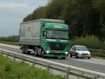 Actros Sattelzug am 20.09.2011 auf der A4 kurz hinter dem Aachener Kreuz in Richtung Niederlande.