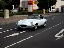 Ein Jaguar E-Type am 11.09.11 in Frankfurt am Main 