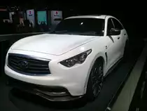 Infiniti FX Sebastian Vettel Version auf der IAA in Frankfurt (Main). Ein einzigartiger Crossover, der vom Infiniti Design-Team speziell f�r den amtierenden Formel 1 Weltmeister Sebastian Vettel entworfen wurde. 5,0 Liter V8 mit 420 PS, H�chstgeschwindigkeit 300 km/h; 22.09.2011